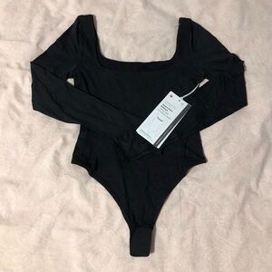Lululemon nulu square neck long sleeve bodysuit